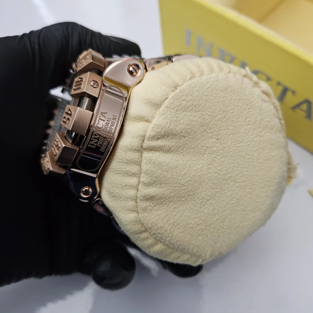Men Excellent Condition Invicta Excursion Model 32378  Watch Quartz ROSE GOLD - Picture 5 of 15